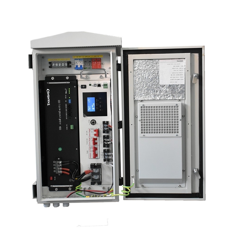 Sistema impermeável 3KW de UPS da proteção de Sun do armário IP55 exterior elétrico - 5KW